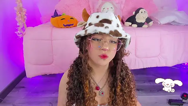 hannacutegod online show from September 28, 2025, 5:13 am