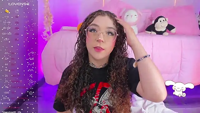 hannacutegod online show from October 17, 2025, 3:31 am