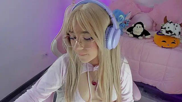 hannacutegod online show from March 30, 2026, 6:25 am