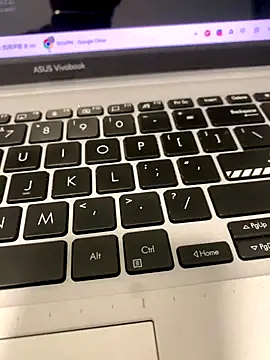 yan 521 online show from October 30, 2025, 9:55 am