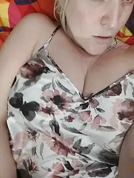 Bouncy-Bella28X online show from September 25, 2025, 9:18 pm