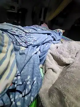 slfemale online show from September 18, 2025, 4:20 pm