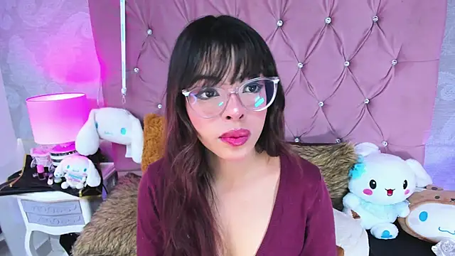 ZarahQueen online show from September 15, 2025, 8:09 pm