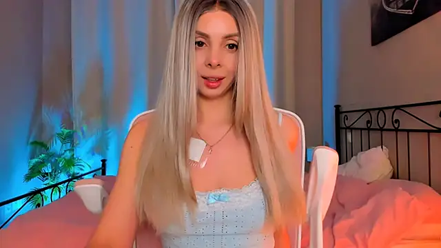 Snapshot of VelvetEliza chatting on November 28, 2025, 9:17 pm VelvetEliza online show from November 28, 2025, 9:17 pm