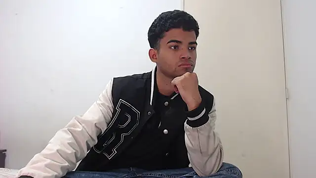 camillo beischel  online show from January 12, 2026, 6:46 pm