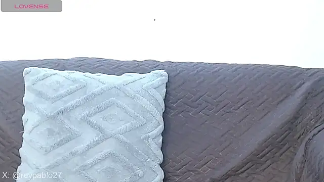 ReyPablo1 online show from November 11, 2025, 7:03 pm