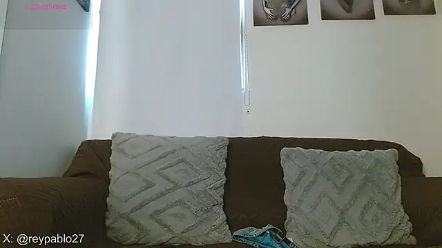 ReyPablo1 online show from November 26, 2025, 9:05 pm