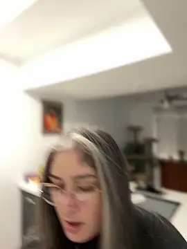 Alix Valentine online show from November 26, 2025, 5:25 pm