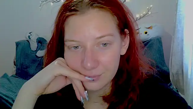 Snapshot of Lily_Ember chatting on February 14, 2026, 9:06 am Lily Ember online show from February 14, 2026, 9:06 am