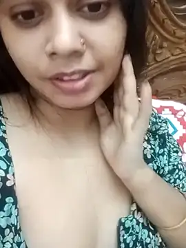 Farihasultanaxh online show from September 12, 2025, 12:11 am