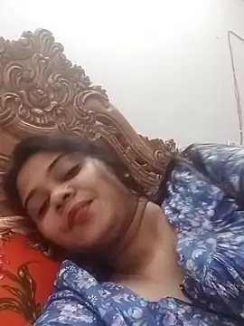 Farihasultanaxh online show from September 17, 2025, 8:21 pm