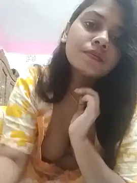 Farihasultanaxh online show from October 7, 2025, 11:35 pm