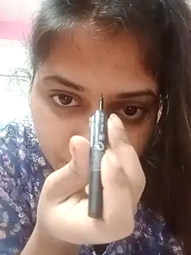 Farihasultanaxh online show from November 3, 2025, 10:42 pm