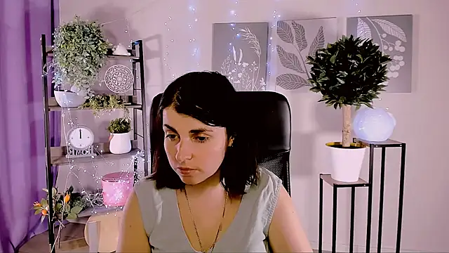 Snapshot of MartaEdams chatting on June 5, 2026, 6:09 am MartaEdams online show from June 5, 2026, 6:09 am