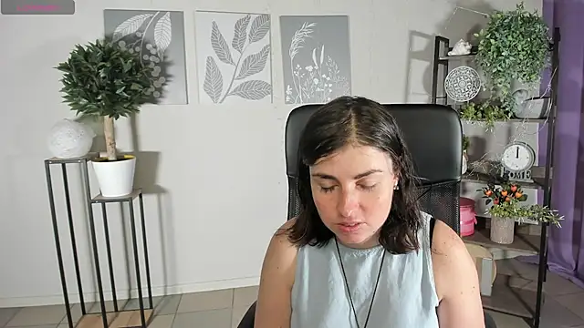 Snapshot of MartaEdams chatting on July 1, 2026, 5:31 am MartaEdams online show from July 1, 2026, 5:31 am