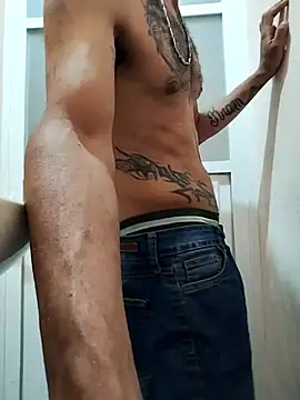 wolfsexmxn online show from September 14, 2025, 6:18 pm