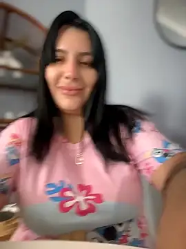 victoria amatista  online show from May 21, 2026, 3:41 pm