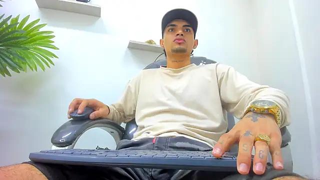 ariess king online show from November 5, 2025, 4:23 am