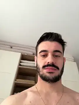 Snapshot of Carl242000 chatting on December 17, 2025, 9:48 am Carl242000 online show from December 17, 2025, 9:48 am