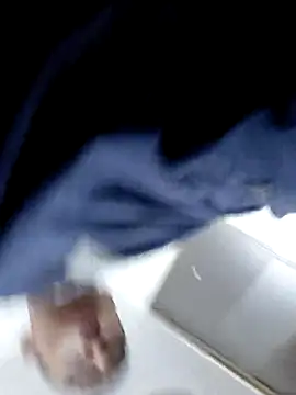 Snapshot of Flacoxlx chatting on December 4, 2025, 10:40 pm Flacoxlx online show from December 4, 2025, 10:40 pm