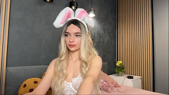 Snapshot of litlle_angelll chatting on April 5, 2026, 8:50 pm litlle angelll online show from April 5, 2026, 8:50 pm