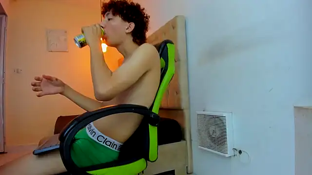 Darkknightx01 online show from November 12, 2025, 1:28 am