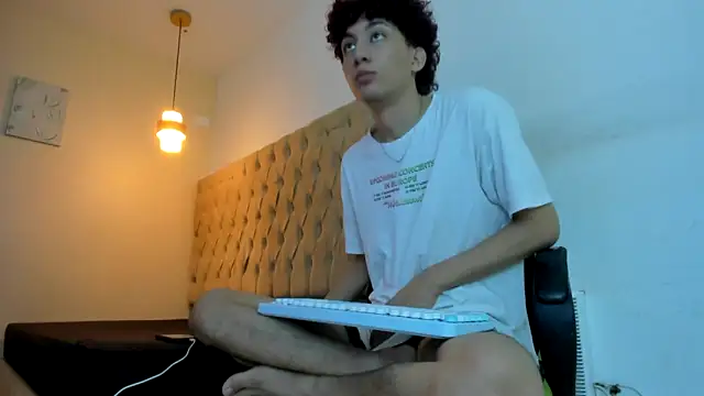 Darkknightx01 online show from February 28, 2026, 1:28 am