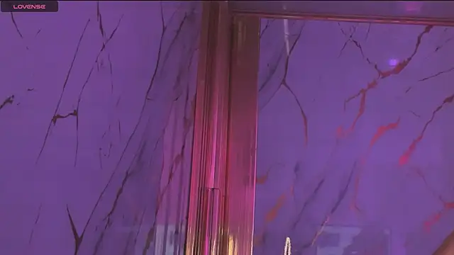 Snapshot of eimy_skinny_ chatting on February 6, 2026, 12:41 pm eimy skinny online show from February 6, 2026, 12:41 pm