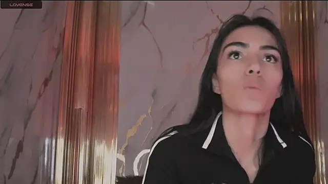 Snapshot of eimy_skinny_ chatting on February 19, 2026, 12:45 pm eimy skinny online show from February 19, 2026, 12:45 pm