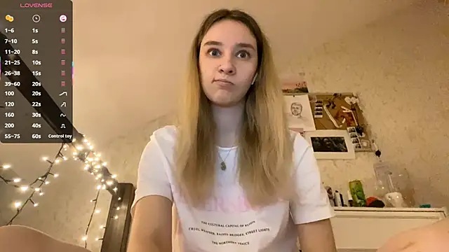 DanaCore online show from October 7, 2025, 5:21 pm