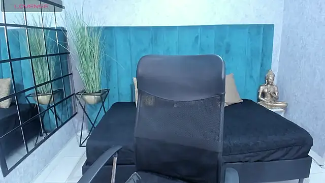 Snapshot of VictoriaaBlair chatting on February 25, 2026, 6:28 pm VictoriaaBlair online show from February 25, 2026, 6:28 pm