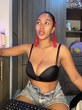 Mia sweet80 online show from November 11, 2025, 3:17 am