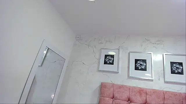 Maddy Mills online show from January 15, 2026, 5:16 pm