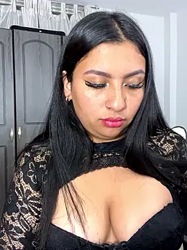 Issa Santana online show from November 8, 2025, 8:07 pm