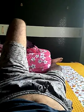 darkbluemoon online show from November 7, 2025, 9:31 am