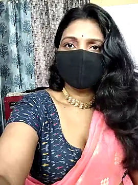 Snapshot of Hotty_Sonali chatting on May 13, 2026, 11:44 pm Hotty Sonali online show from May 13, 2026, 11:44 pm