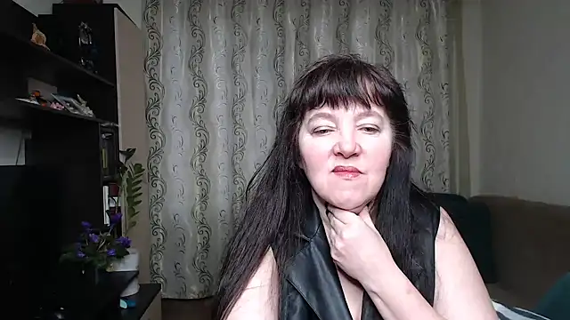 Illusionq online show from February 26, 2026, 5:06 am