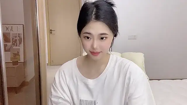 suki-1 online show from October 17, 2025, 3:25 pm