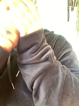 LupeLok online show from September 24, 2025, 6:11 pm