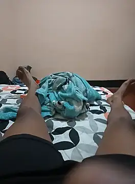 arnal32 online show from September 21, 2025, 12:56 am