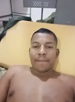 arnal32 online show from October 11, 2025, 4:33 am