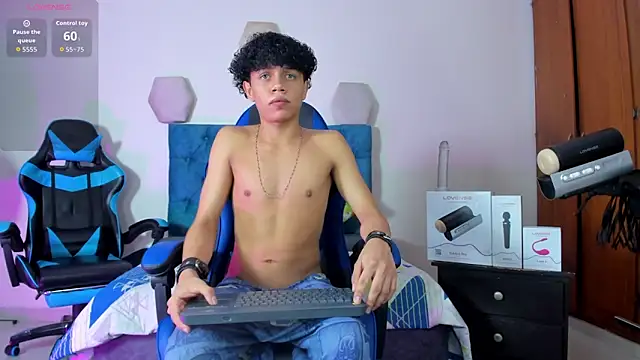  taylor black online show from September 26, 2025, 2:10 pm