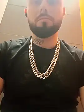 Barber33zk online show from September 30, 2025, 7:19 pm