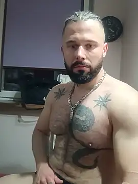 Snapshot of Barber33zk chatting on May 26, 2026, 1:56 am Barber33zk online show from May 26, 2026, 1:56 am