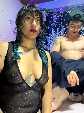 puepleholly online show from December 23, 2025, 1:36 am