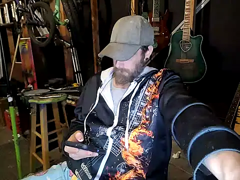 Snapshot of thejuicybacon chatting on October 8, 2025, 5:16 am thejuicybacon online show from October 8, 2025, 5:16 am