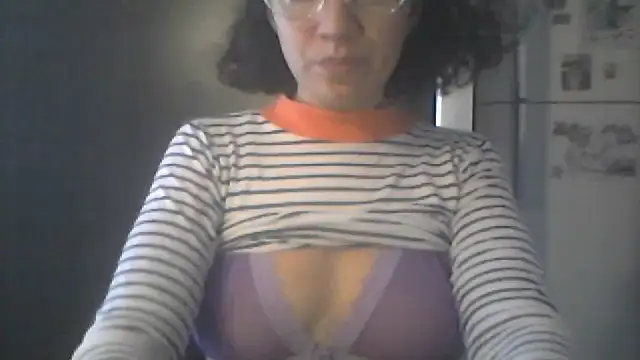 Snapshot of loliporomero chatting on May 11, 2026, 5:54 pm loliporomero online show from May 11, 2026, 5:54 pm
