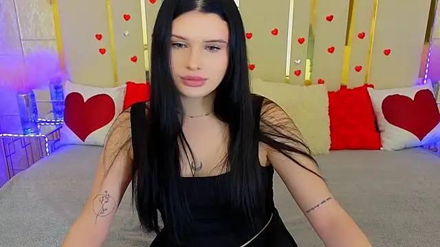 Snapshot of Neyla_Charm chatting on February 17, 2026, 7:53 pm Neyla Charm online show from February 17, 2026, 7:53 pm