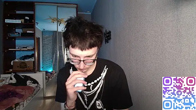 Snapshot of 8goat chatting on November 17, 2025, 4:35 pm 8goat online show from November 17, 2025, 4:35 pm