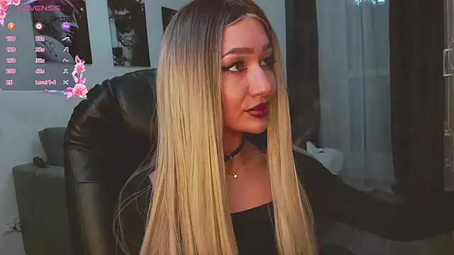 Lisa Shultz online show from November 24, 2025, 1:44 pm